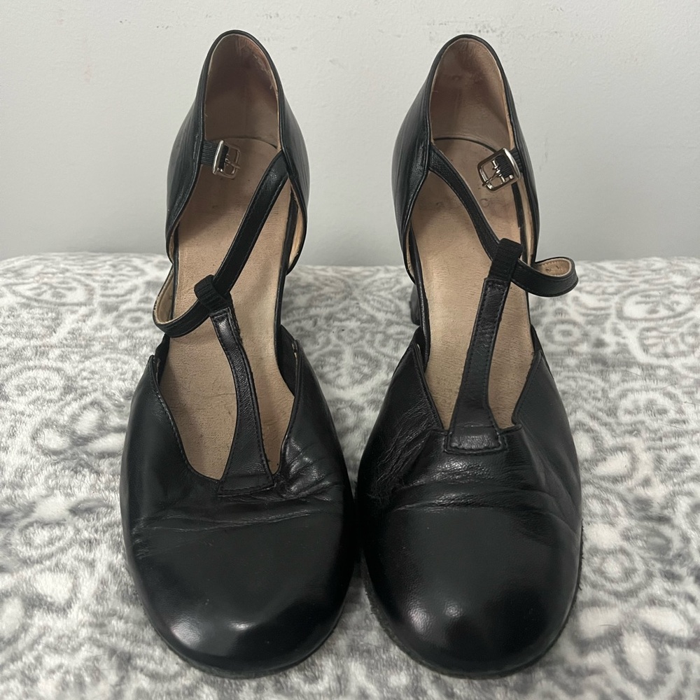 LADUCA CHARACTER SHOES